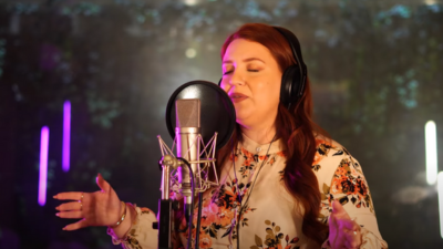 Rompendo em Fé - Carol #rompenodoemfé #cover
